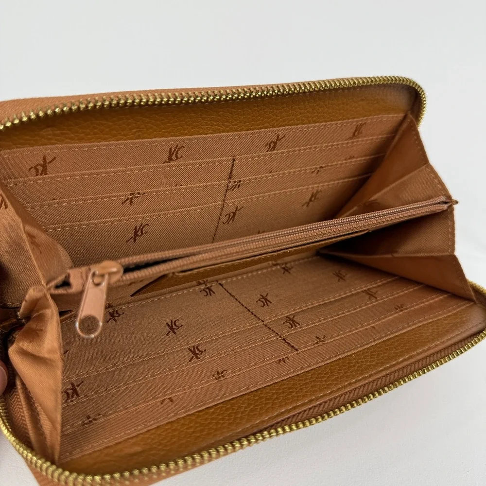 Kenneth Cole New York Brown Pebble Leather Zip Around Wristlet Wallet Organizer‎